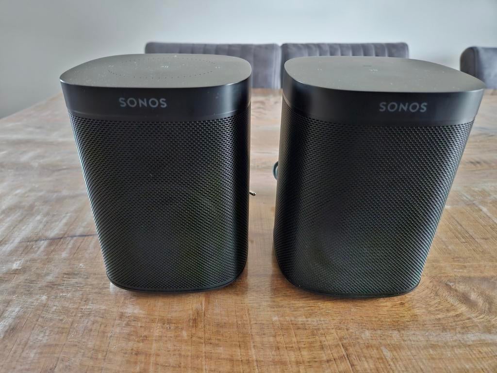 Sonos One Gen.2 stereopaar  / surround speaker set, Audio, Tv en Foto, Luidsprekers, Zo goed als nieuw, Front, Rear of Stereo speakers