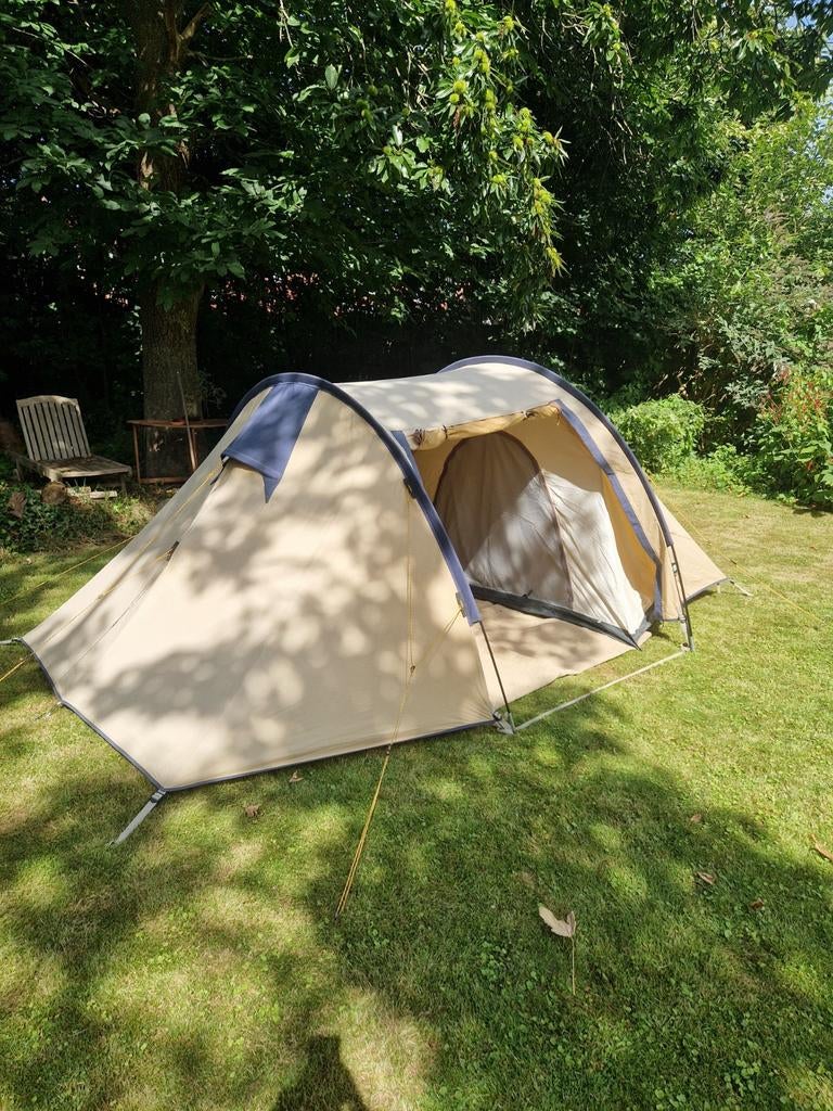 Compacte 2-persoons koepeltent - Ideaal voor kamperen, Caravans en Kamperen, Tenten, Ophalen of Verzenden, Gebruikt, Tot en met 2