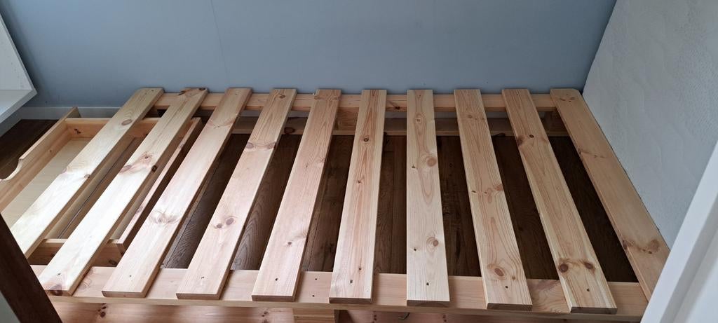 Pallet bedframe, Ophalen, 85 tot 100 cm, Zo goed als nieuw, Matras