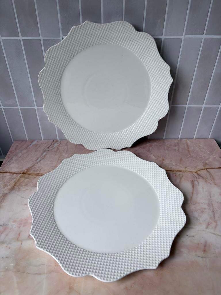 2 Maxwell & Williams White Basics Fabulous dinerborden, Huis en Inrichting, Keuken | Servies, Ophalen, Gebruikt, Bord(en), Effen
