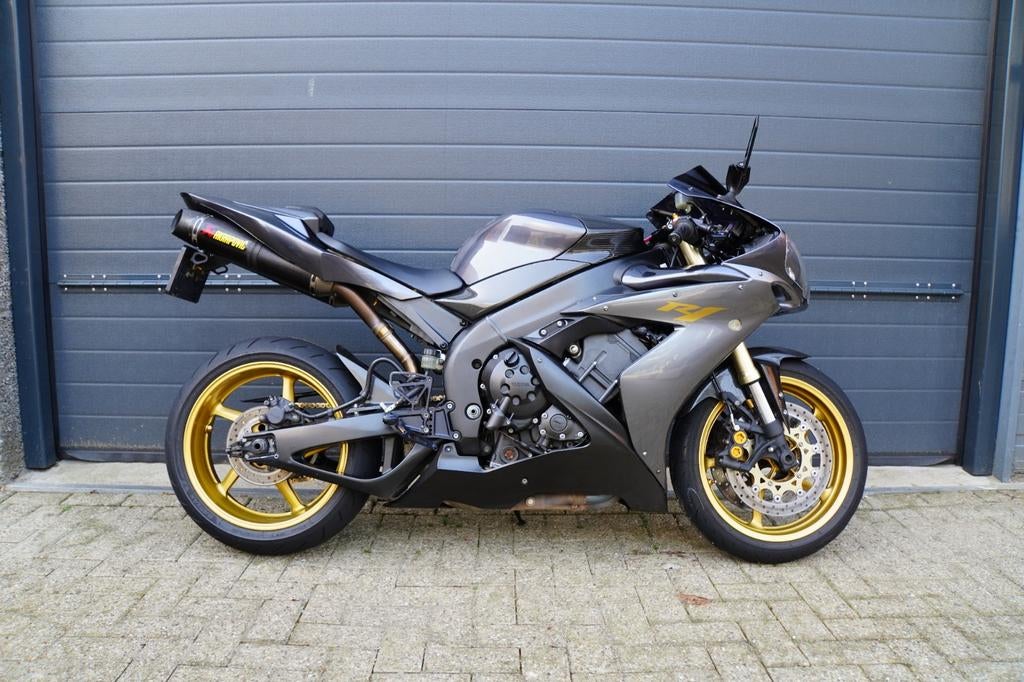 Yamaha R1 2004 Akrapovic, Motoren, Sportuitlaat, 4 cilinders, Motorrijbewijs A, Gebruikt