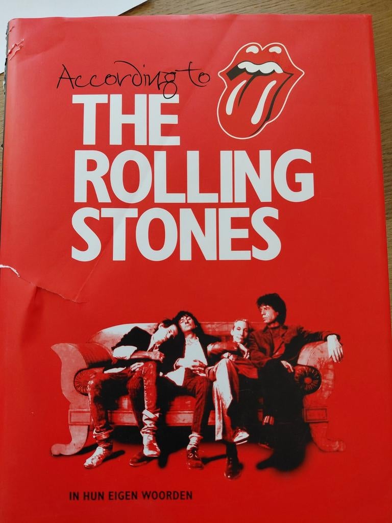 According to The Rolling Stones: In hun eigen woorden, Boeken, Ophalen of Verzenden, Zo goed als nieuw, Artiest, The Rolling Stones