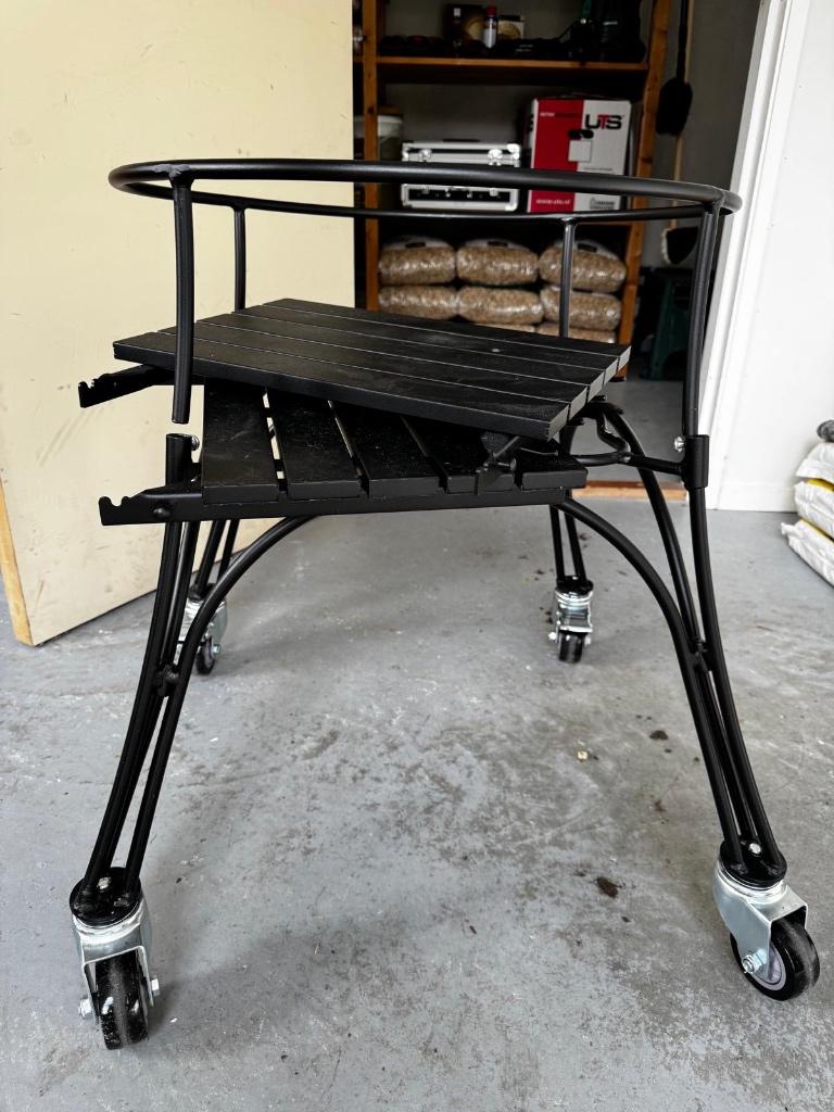 Onderstel Kamado Joe Classic 2 incl. zijtafels, Tuin en Terras, Ophalen, Zo goed als nieuw, Kamado Joe