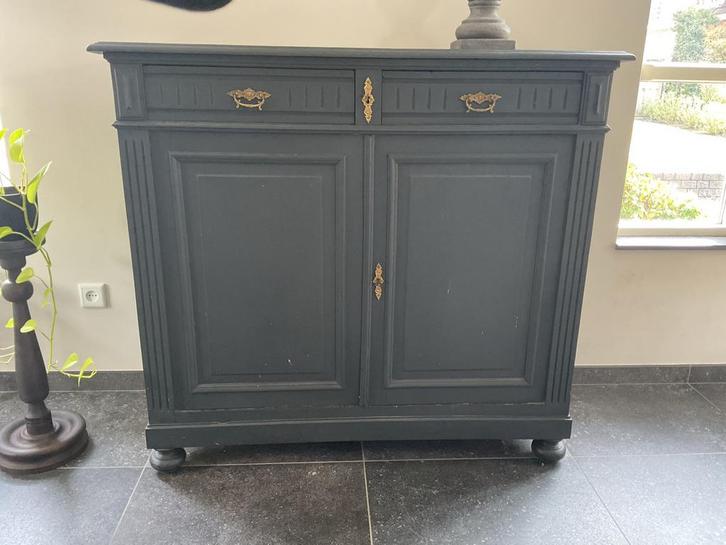 Vintage zwarte kast, Antiek en Kunst, Antiek | Meubels | Kasten, Ophalen