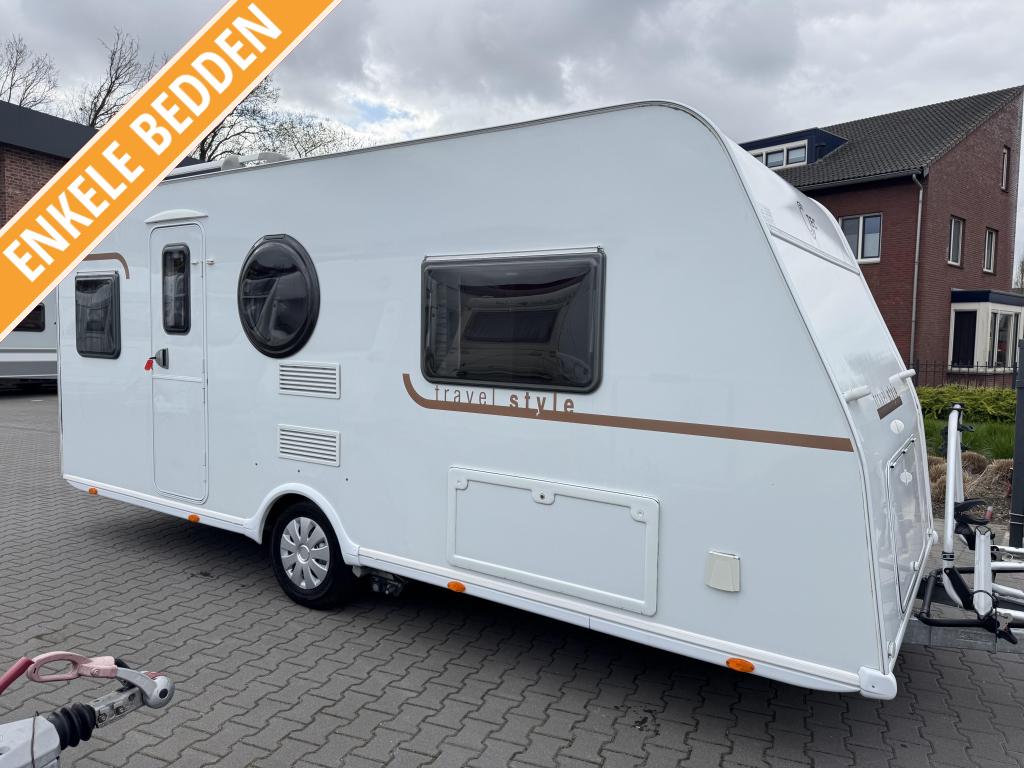 TEC Travel Style 450 TE / enkele bedden / voortent / mover, Caravans en Kamperen, T.E.C., Bedrijf, Treinzit, 4 tot 5 meter
