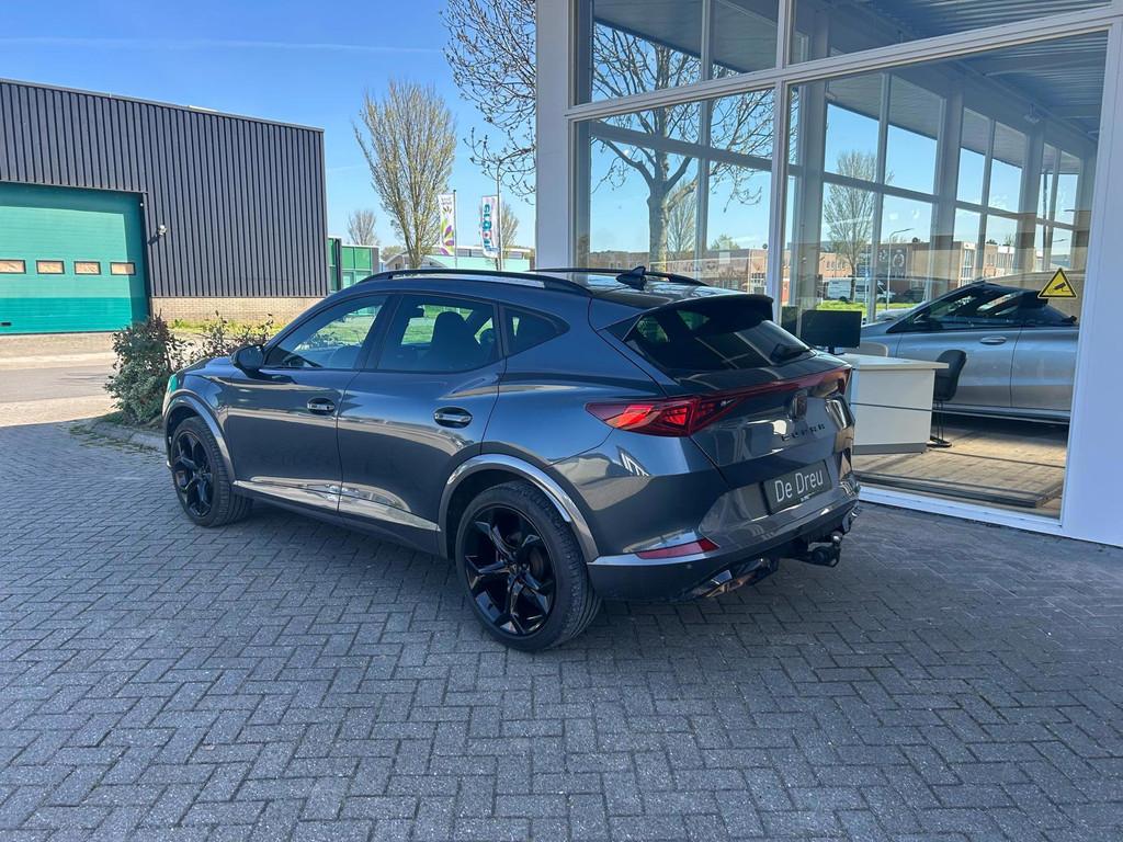 CUPRA Formentor 1.4 e-Hybrid VZ 245pk Performance | TREKHAAK, Auto's, Cupra, Gebruikt, Zwart, 4 cilinders, Formentor