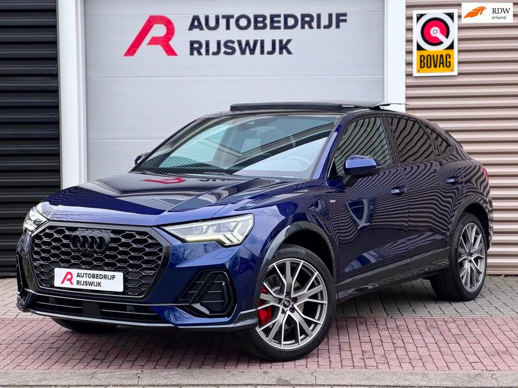 Audi Q3 Sportback 45 TFSI e S Edition Pano/Memory/360/Sfeer, Auto's, Audi, 12 maanden, Gebruikt, Blauw, Alcantara