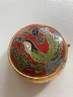 Vintage Chinees pillendoosje met Emaille Afbeelding, Ophalen of Verzenden