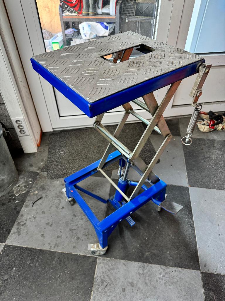 crosslift, motorlift op wielen, Motoren, Ophalen