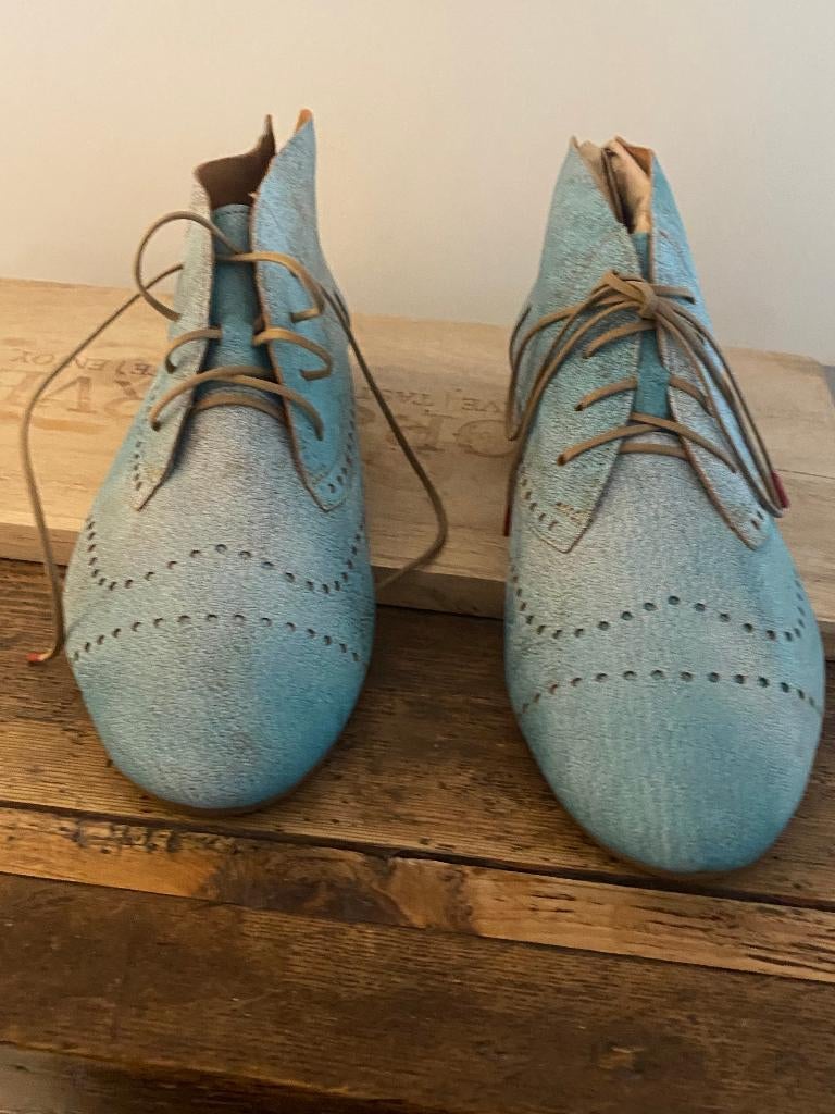 Think! lichtblauwe schoen maat 41.5, Think!, Nieuw, Sneakers of Gympen, Verzenden