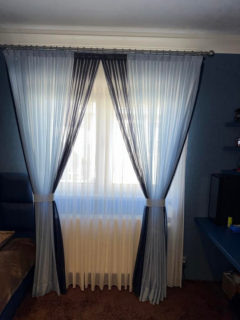 gordijnen set, Wit, Ophalen of Verzenden, Zo goed als nieuw, 200 cm of meer