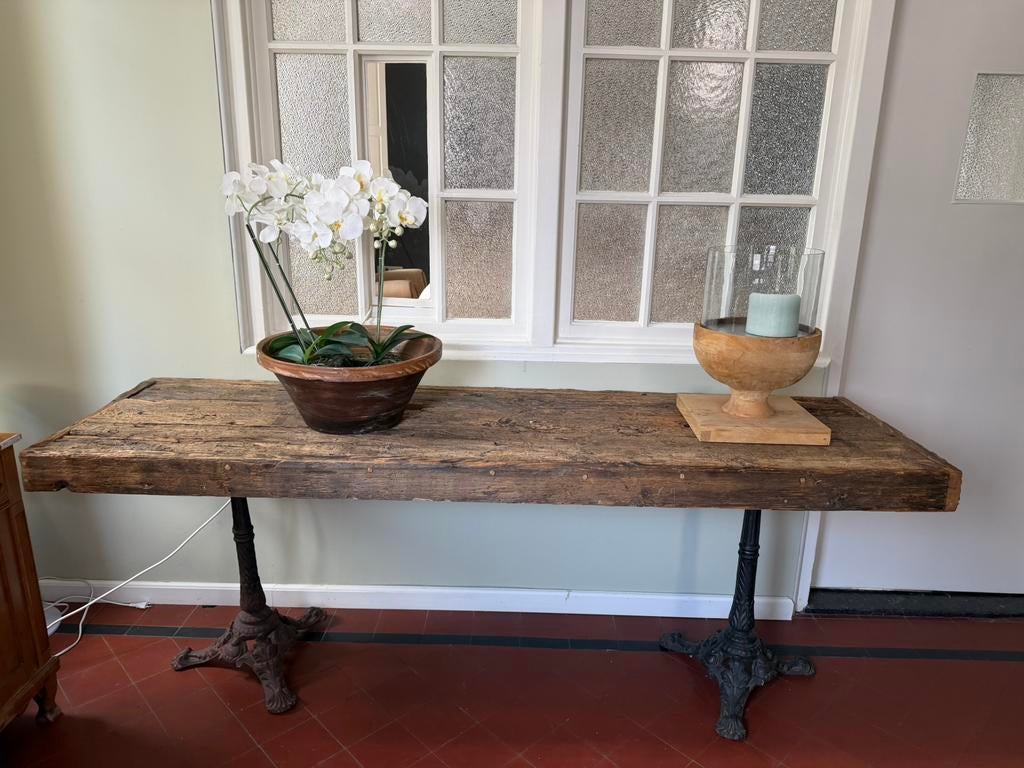 Stoere antieke sidetable, Ophalen