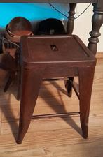 ~ Industriële Metalen Kruk, Huis en Inrichting, Krukjes, Ophalen of Verzenden, Gebruikt, IJzer