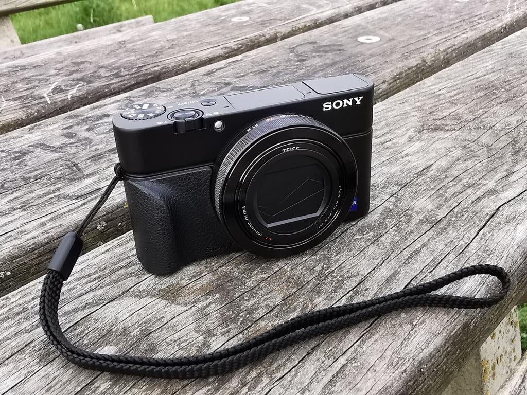Sony DSC-RX100 IV Compact Camera (uitstekende staat), Audio, Tv en Foto, Fotocamera's Digitaal, 20 Megapixel, Compact, Ophalen of Verzenden