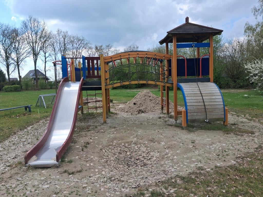 Complete Speeltuin: Klimtoestel, Schommel, Wip en Glijbaan, Kinderen en Baby's, Speelgoed | Buiten | Speeltoestellen, Ophalen