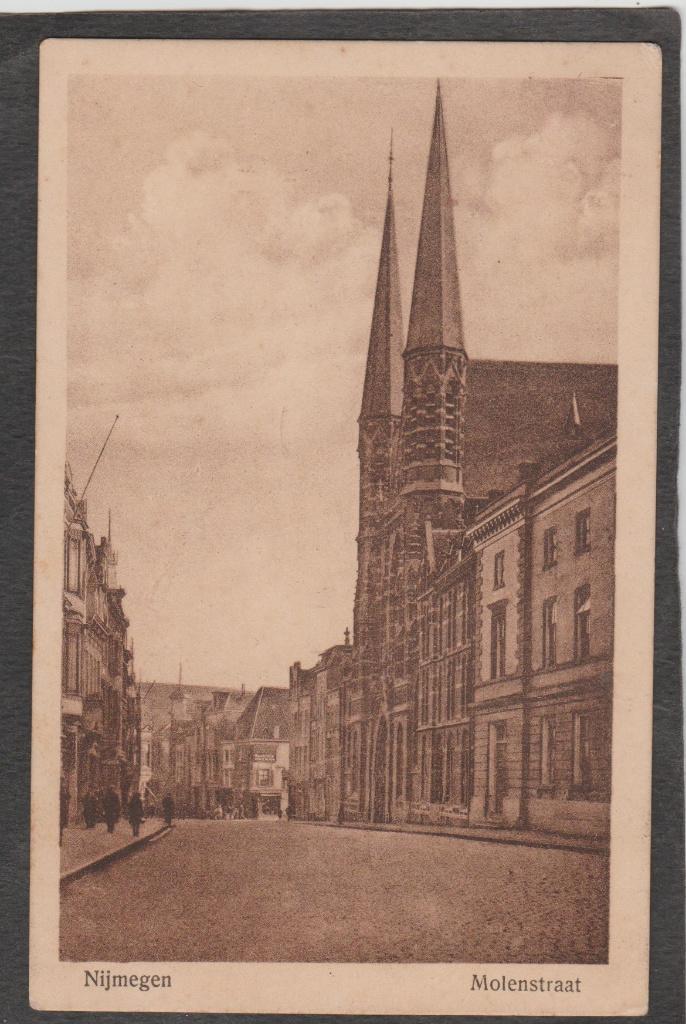 nijmegen  molenstraat met kerk, Verzenden, 1920 tot 1940, Gelopen, Gelderland