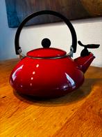 Le Creuset Fluitketel - Rood retro, Ophalen of Verzenden, Gebruikt