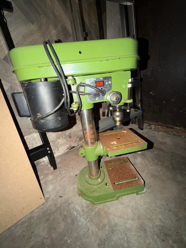 Degelijke PUSH MC13 Kolomboormachine (5-speed), Ophalen, Zo goed als nieuw, Minder dan 400 watt, Variabele snelheid