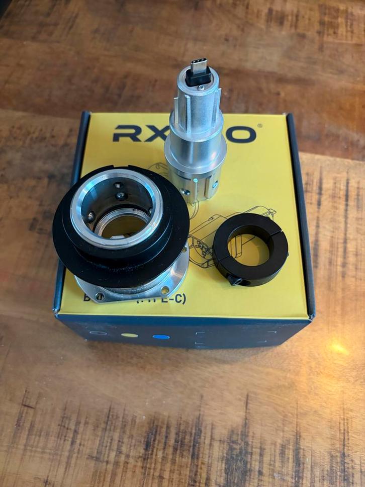 Fanatec QR1 Wheel Base en wheel Zijde (Set) - Quick Release, Spelcomputers en Games, Spelcomputers | Overige Accessoires, Zo goed als nieuw