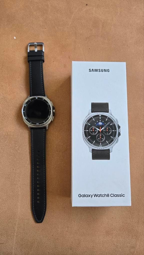 Samsung Galaxy Watch8 Classic, Sieraden, Tassen en Uiterlijk, Smartwatches, Zo goed als nieuw, Android, Zwart, Ophalen