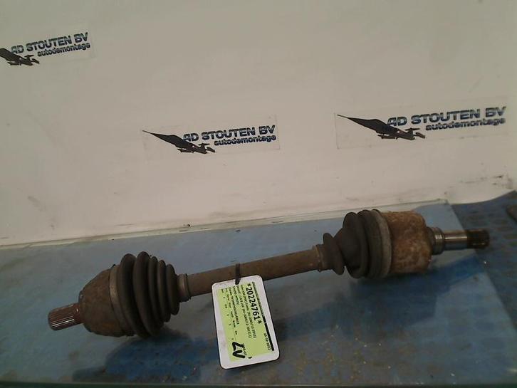 Aandrijfas Links Voor Volvo V50 (MW) (2005-01/2011-12), Auto-onderdelen, Transmissie en Toebehoren, Volvo, Gebruikt