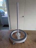 Statief met wielen voor loeplamp, Ophalen of Verzenden