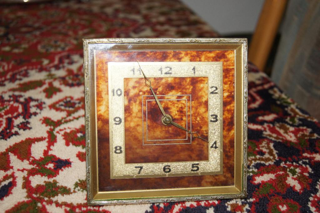 Tafel klok, Antiek en Kunst, Antiek | Klokken, Ophalen of Verzenden