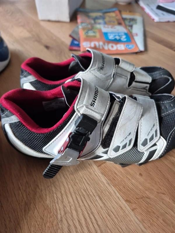 Shimano mountainbike schoenen maat 36, Schoenen, Overige maten, Ophalen of Verzenden, Zo goed als nieuw