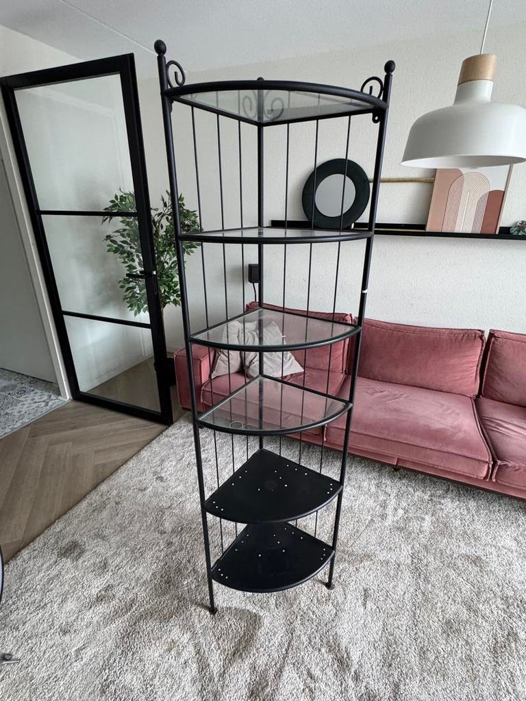 Zwart metalen hoekrek met glazen planken, Huis en Inrichting, Ophalen, Gebruikt