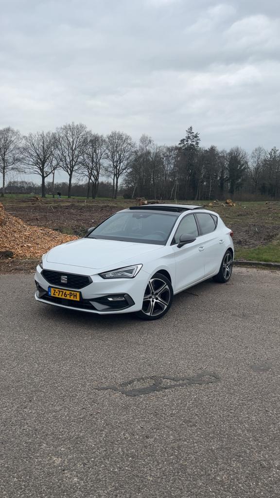 Seat Leon 1.5 Etsi FR 150pk Dsg-7 2021 Wit, Auto's, Seat, Particulier, Leon, ABS, Achteruitrijcamera, Adaptieve lichten, Adaptive Cruise Control