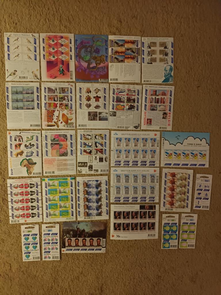 Postcrosser buiten Nederland of in Nederland ? > Kijk hier !, Postzegels en Munten, Postzegels | Nederland, Postfris, Na 1940