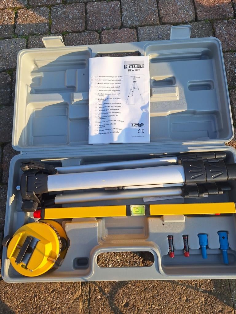 POWERFIX PLW 670 Laserwaterpas met statief, Ophalen, Zo goed als nieuw, Overige meters