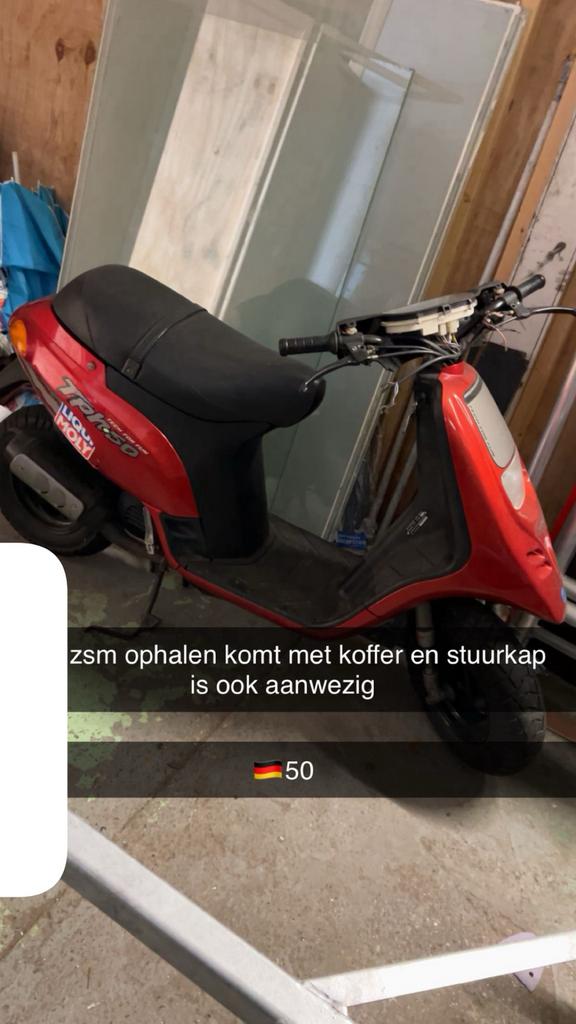 Piaggio Typhoon 50CC, Fietsen en Brommers, Scooters | Piaggio, Zo goed als nieuw, Overige modellen, Tweetakt, Ophalen