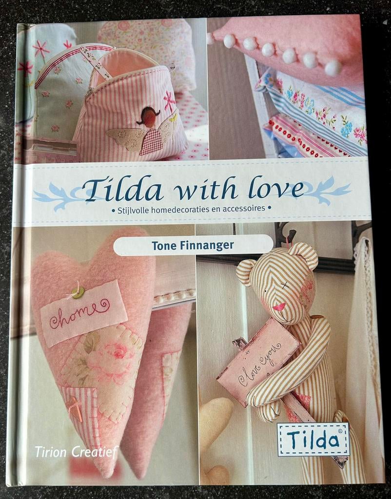 Tone Finnanger - Tilda with love, Ophalen of Verzenden, Nieuw, Borduren en Naaien, Tone Finnanger