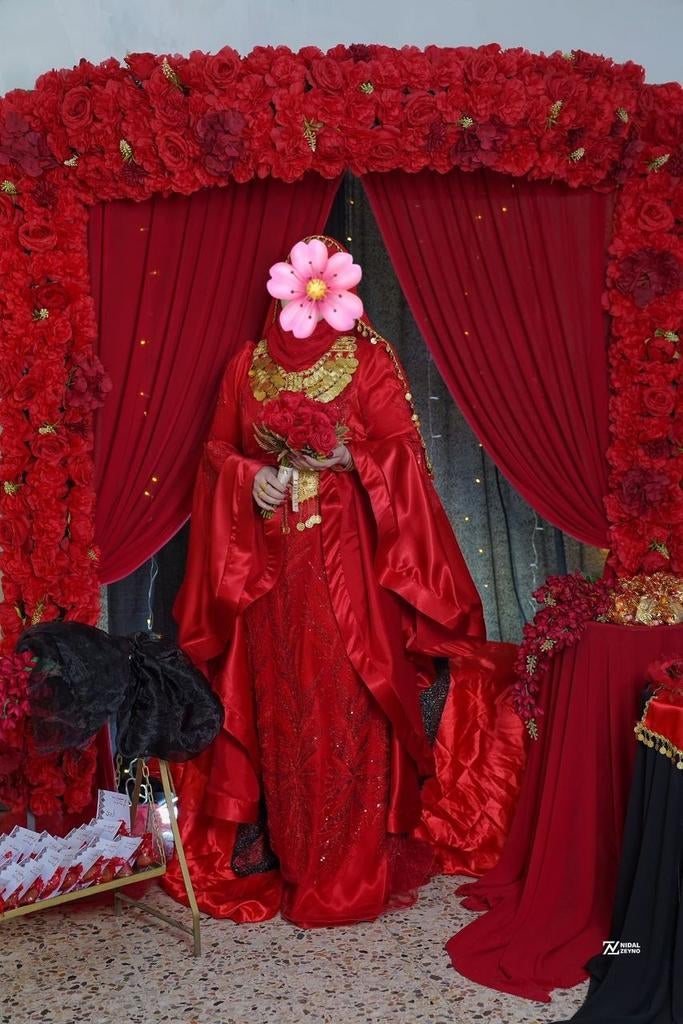 Prachtige Henna Jurk - Traditioneel Rood met Goud, Overige typen, Maat 42/44 (L), Ophalen of Verzenden, Rood
