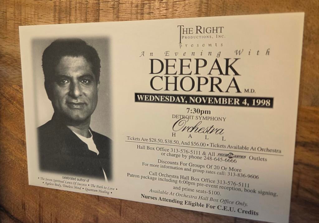Deepak Chopra, Verzamelen, Ansichtkaarten | Themakaarten, Ongelopen, 1980 tot heden, Sterren en Beroemdheden, Verzenden