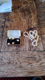 Parels ketting uit de jaren 70 met 5 losse parels, Ophalen of Verzenden, Zo goed als nieuw, Wit, Overige materialen