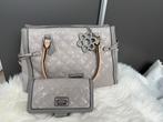 Guess tas en portemonnee, Sieraden, Tassen en Uiterlijk, Tassen | Damestassen, Ophalen