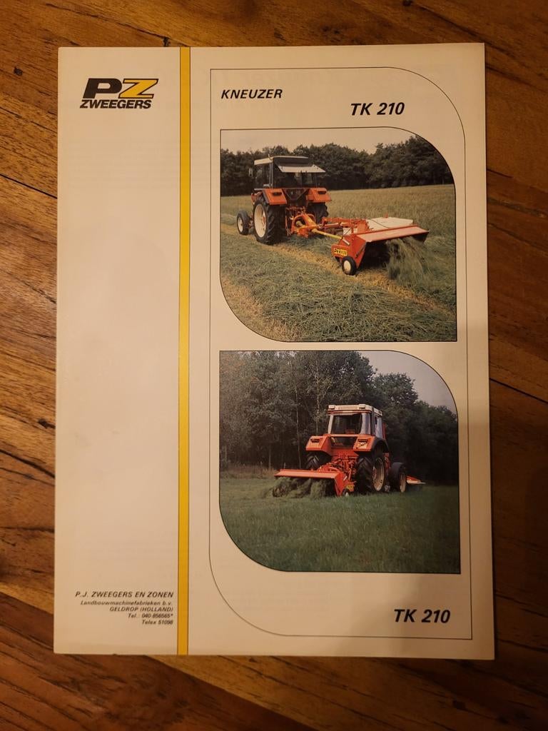 tractor folder PZ zweegers kneuzer TK 210, Boeken, Catalogussen en Folders, Ophalen of Verzenden, Zo goed als nieuw