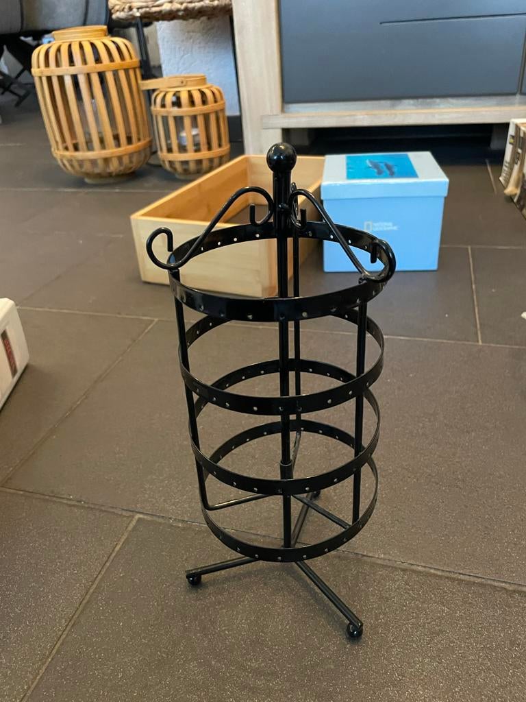 Zwart metalen juwelenrekje / sieradenhouder, Sieraden, Tassen en Uiterlijk, Overige Accessoires, Ophalen, Zo goed als nieuw
