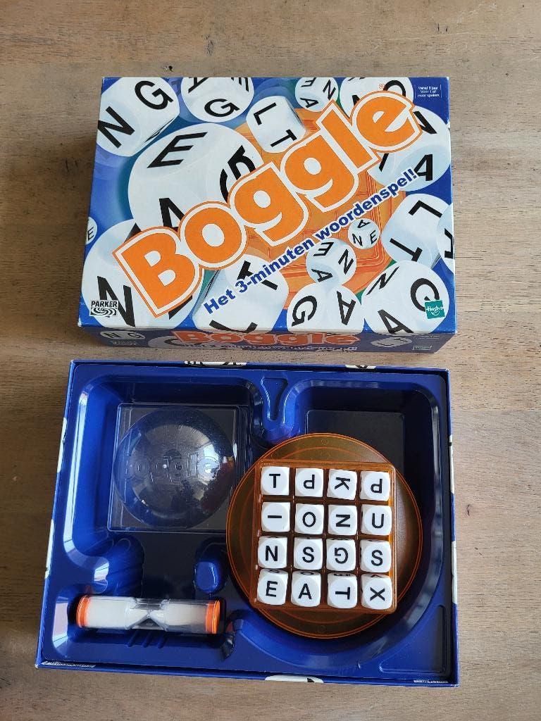 spel Boggle, Hobby en Vrije tijd, Gezelschapsspellen | Bordspellen, Vijf spelers of meer, Ophalen of Verzenden, Zo goed als nieuw