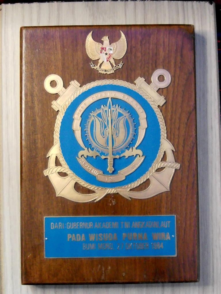 Wapenschild Indonesië Akademi TNI Angkatanlaut, Verzamelen, Verzenden, Marine, Azië, Overige typen