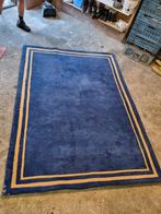 Blauw vloerkleed met gele rand - Gebruikt, Ophalen, Gebruikt, 100 tot 150 cm, Modern met klassieke touch