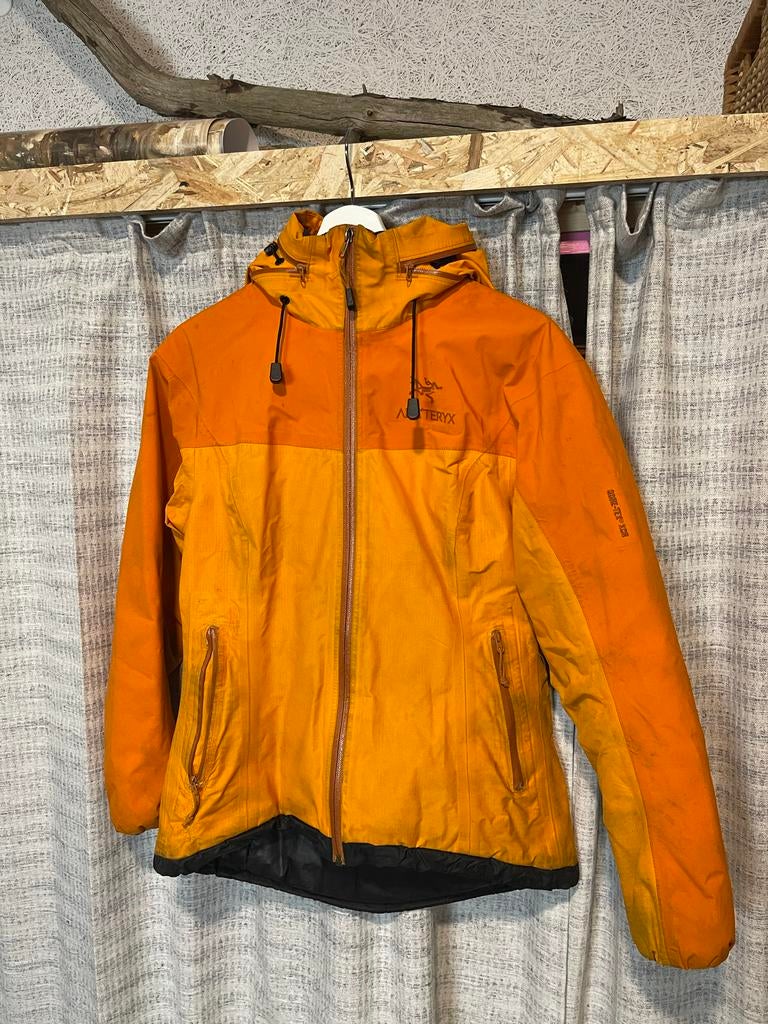 Arc'teryx Dames Ski Jas Gore-Tex Coreloft - Oranje maat S, Ophalen of Verzenden, Gedragen, Maat 36 (S), Jack