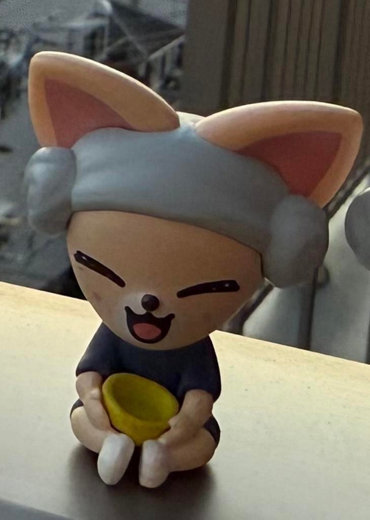 Zeldzame I.N. Stray Kids FoxI.Ny SKZOO sauna figure official, Verzamelen, Muziek, Artiesten en Beroemdheden, Nieuw, Pop, Beeldje of Miniatuur