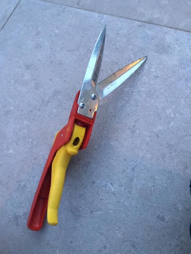 Wolf kanten knipper voor gras, Ophalen of Verzenden, Zo goed als nieuw