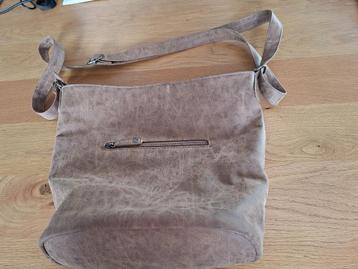 Schoudertas (Enrico Benetti) beschikbaar voor biedingen