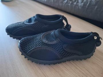 Prenatal waterschoentjes maat 21, nooit gebruikt beschikbaar voor biedingen
