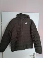 Nike jas jongens, Ophalen of Verzenden, Zo goed als nieuw, Overige maten, Zwart