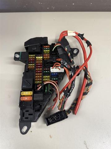 BMW E60 E61 E63 E64 5 6 SERIE Achterzekeringkast Stroomverde beschikbaar voor biedingen